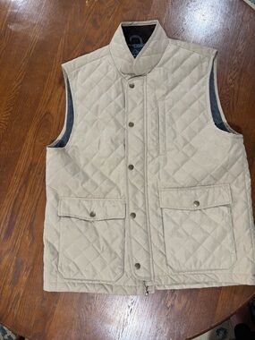 St. John's Bay Quilted Vest - Beige Cream